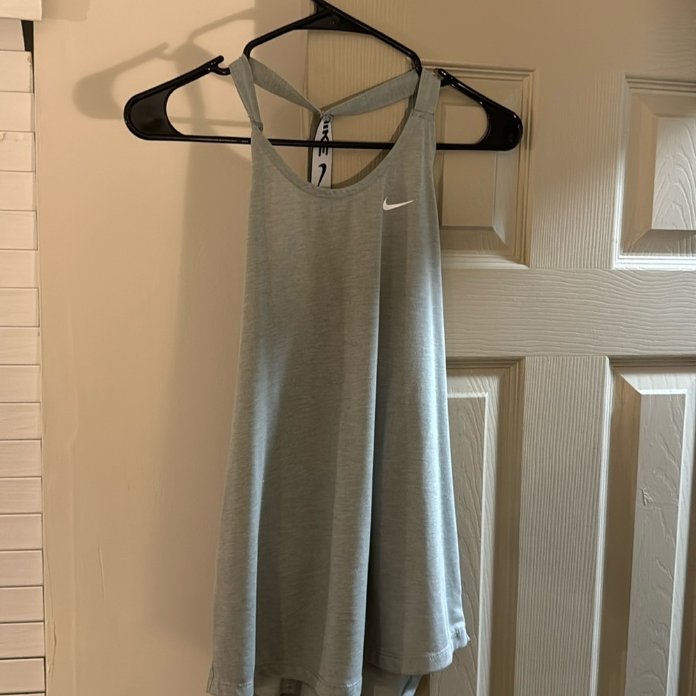 Nike drifit tank